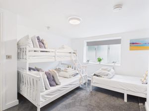 Photo 10- click for photo gallery